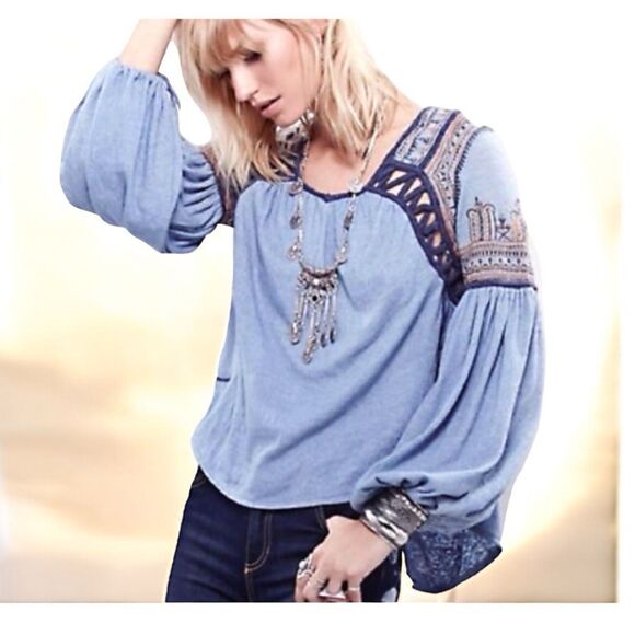 Free People Snow Kisses Blue Embroidered Boho Top S Back Slit Flowy - Picture 2 of 7